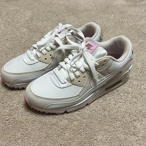 Women’s Nike Air Max